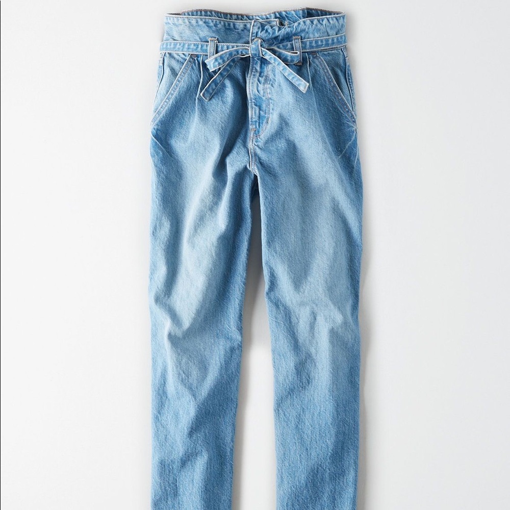 Paperbag Jean American Eagle